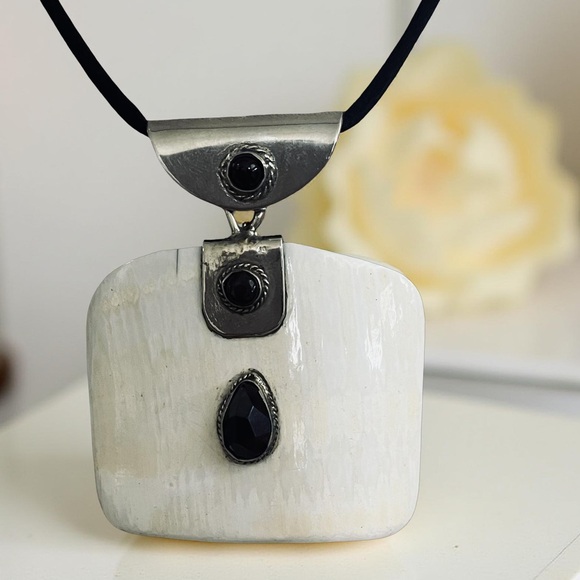 Vintage Jewelry - ✨ Large Vintage Bone & Garnet Pendant | Hand-Carved Artisan Heirloom